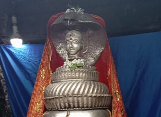 बघा दीपावली निमित्त आठवे ज्योतिर्लिंग नागनाथ प्रभू चे देखणे रूप