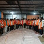 उद्धव ठाकरेंच्या सभेच्या पूर्वसंध्येला अनेक शिवसैनिकांचा शिवसेनेला(युबीटी) ला राम राम